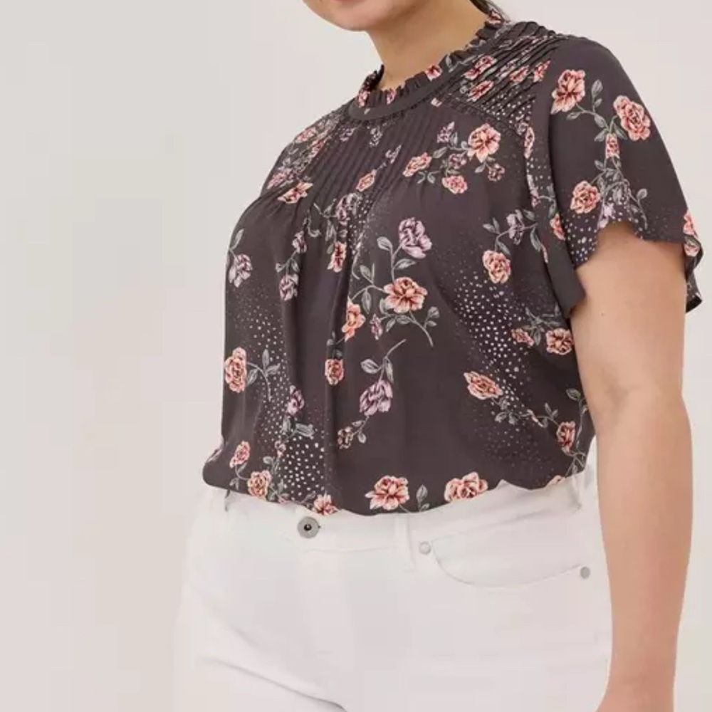 Torrid sz 1 grey floral Print Women's Top